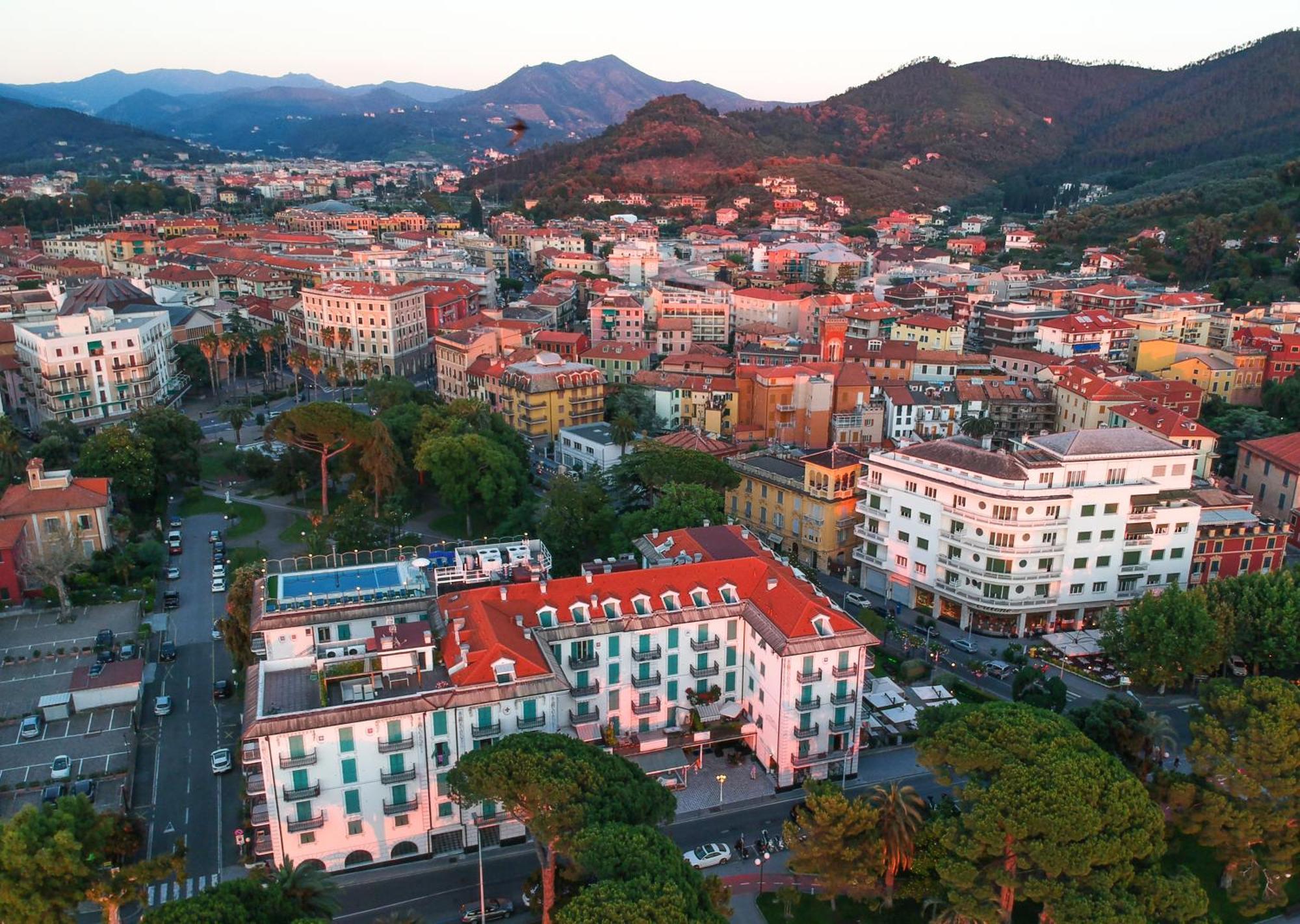 Grande Albergo Sestri Levante Exterior photo